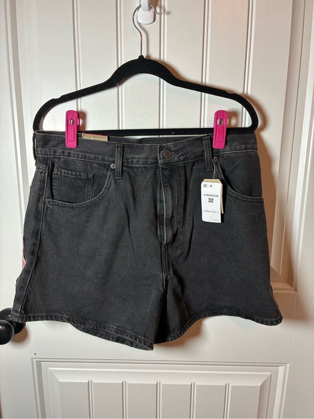 Levi's Black High-Waist Denim Shorts